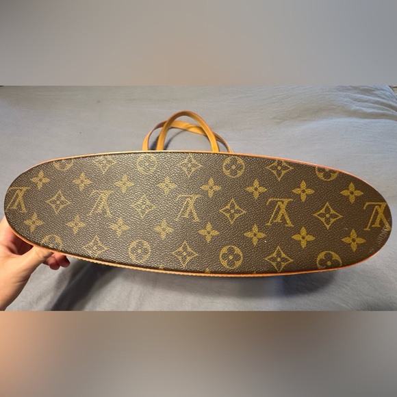 Louis Vuitton Babylone Monogram Tote - Picture 8 of 16
